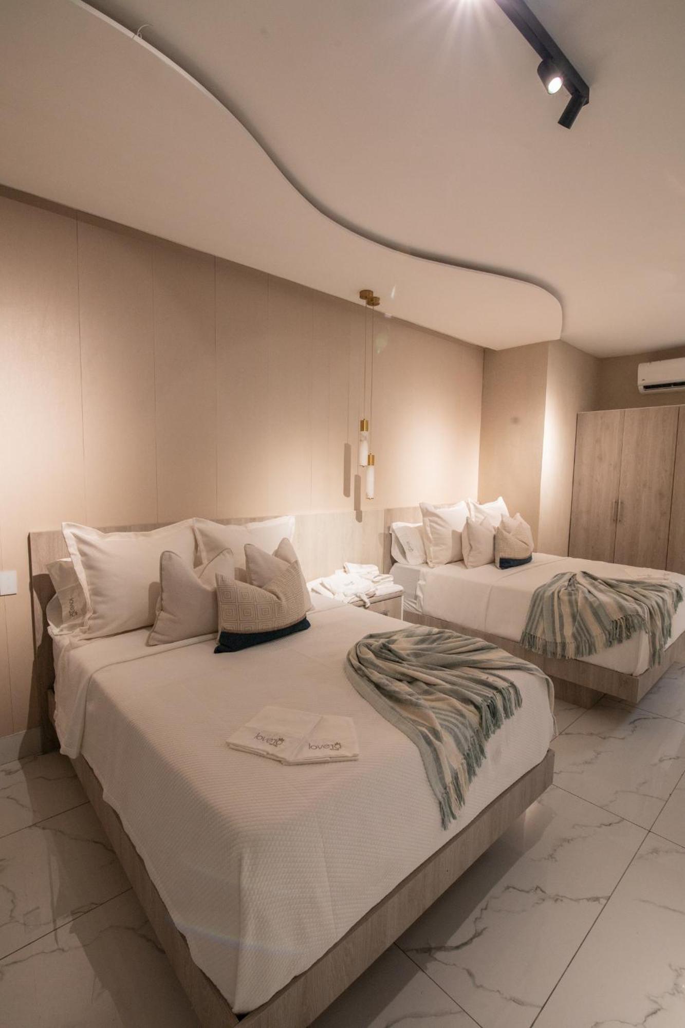 Lovera Hotel Santiago De Los Caballeros Extérieur photo