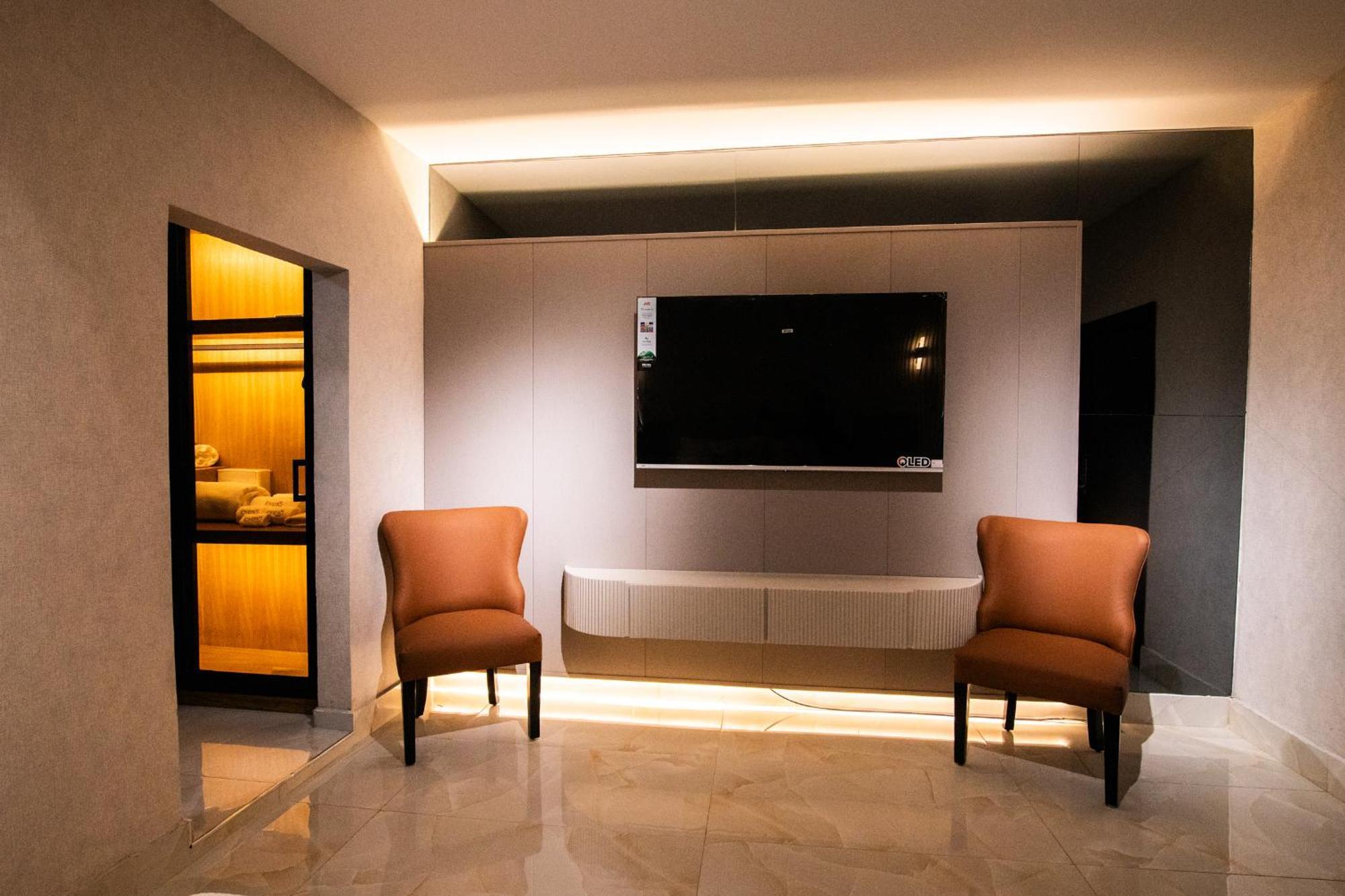 Lovera Hotel Santiago De Los Caballeros Extérieur photo